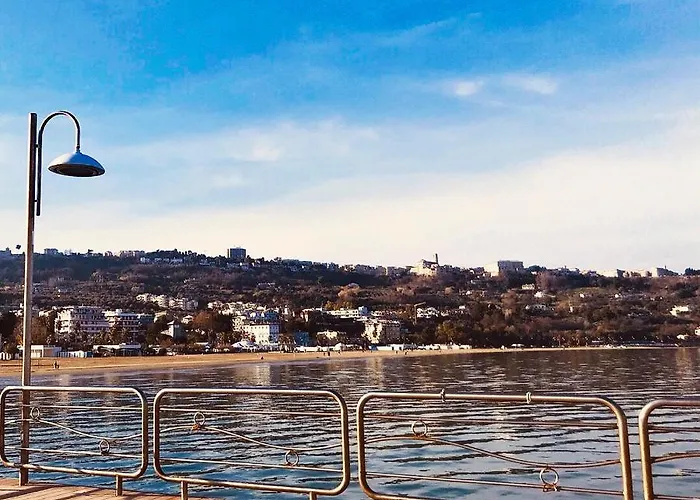 فندق Perrozzi 3*